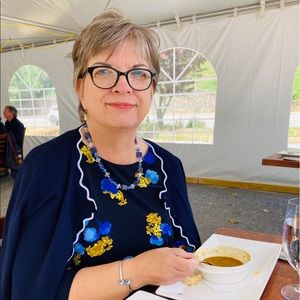 Meet your Posher, Karen